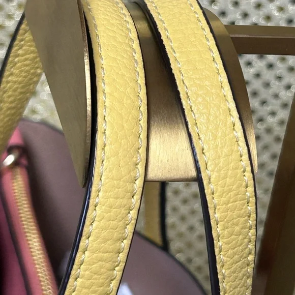 Coach Yellow Leather Tote with Charm and Gold Logo Approx. 13 x 8 x 3.5 - Picture 4 of 16